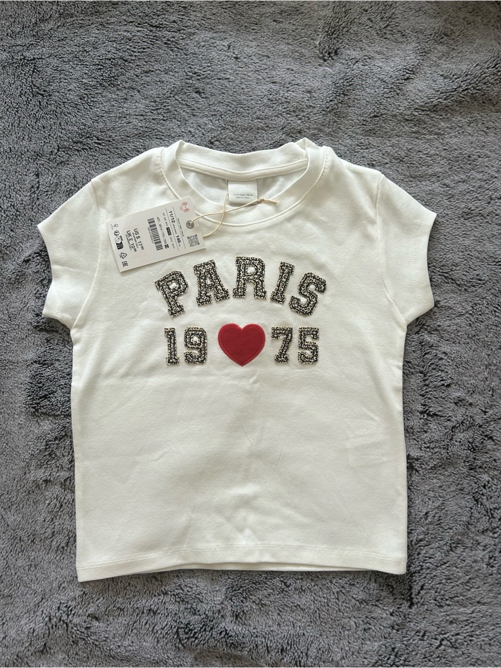 ❤️ NWT! Zara White Tee with Black Sequin 'PARIS 1975' and Red Heart